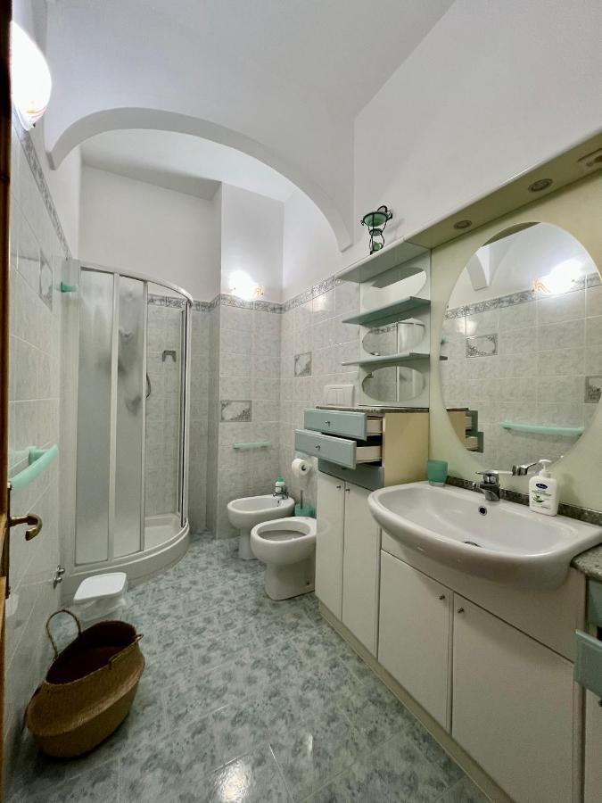 Infinity Experience Casa Vacanza Incantevole Con Terrazzo Scala Exteriör bild