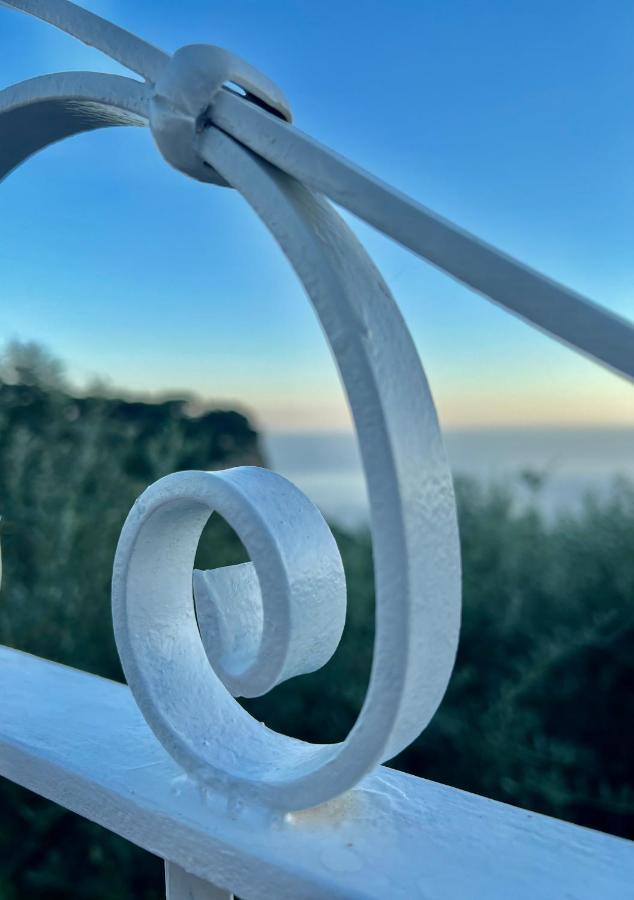Infinity Experience Casa Vacanza Incantevole Con Terrazzo Scala Exteriör bild