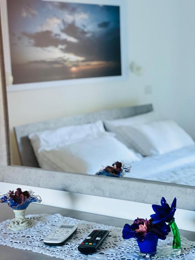 Infinity Experience Casa Vacanza Incantevole Con Terrazzo Scala Exteriör bild